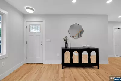 448 Fern Avenue, Lyndhurst Township, NJ 07071 - Photo 8