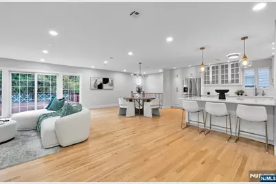 448 Fern Avenue, Lyndhurst Township, NJ 07071 - Photo 12
