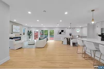 448 Fern Avenue, Lyndhurst Township, NJ 07071 - Photo 10