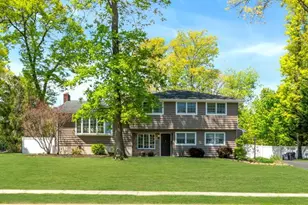 53 Smithfield Rd, Waldwick, NJ 07463 - Photo 1