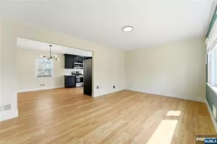 21-05 Dalton Pl, Fair Lawn, NJ 07410 - Photo 6