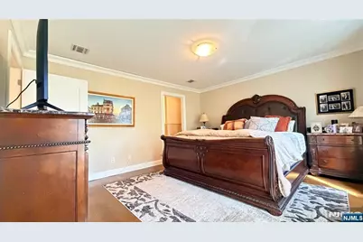 29 Skymark Court, Upper Saddle River, NJ 07458 - Photo 6