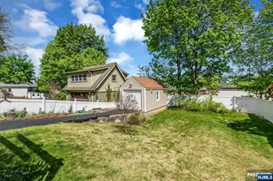 1281 Longfellow Ave, Teaneck Township, NJ 07666 - Photo 46