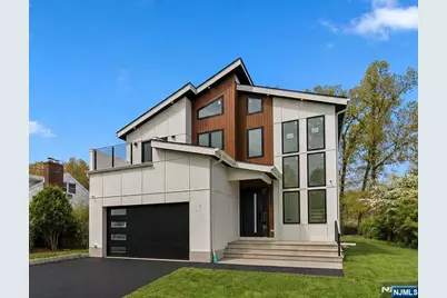 52 Congressional Parkway, Livingston, NJ 07039 - Photo 1