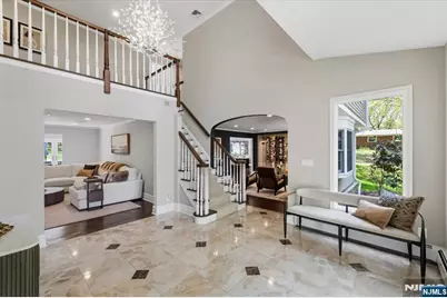 327 Woodside Avenue, Franklin Lakes, NJ 07417 - Photo 6