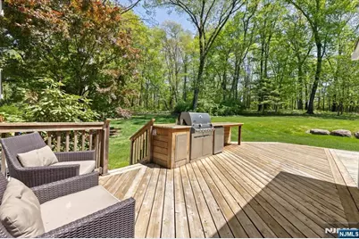 327 Woodside Avenue, Franklin Lakes, NJ 07417 - Photo 36