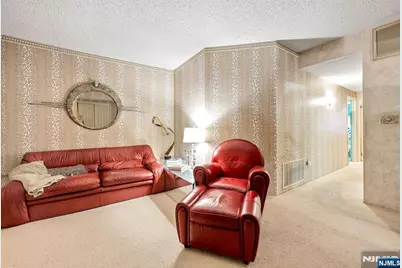 1360 Hamburg Turnpike 409 #409, Wayne, NJ 07470 - Photo 12