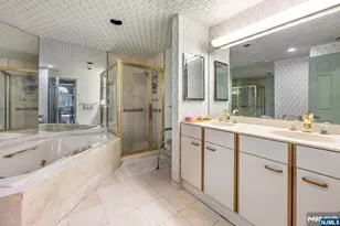 1360 Hamburg Turnpike 409, Wayne, NJ 07470 - Photo 14