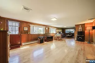 560 Boulevard, New Milford, NJ 07646 - Photo 12