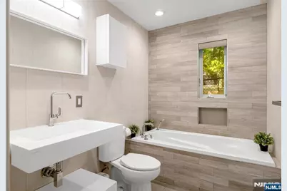 247 Glenwood Avenue, Leonia, NJ 07605 - Photo 20