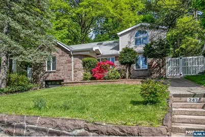 247 Glenwood Avenue, Leonia, NJ 07605 - Photo 2
