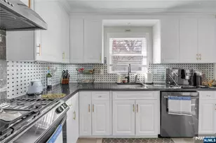 170 Tenafly Rd, Englewood, NJ 07631 - Photo 10