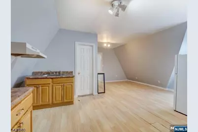 564 Sanford Avenue, Newark, NJ 07106 - Photo 20