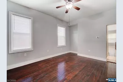 564 Sanford Avenue, Newark, NJ 07106 - Photo 8