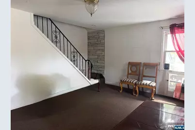 691 River Road, Teaneck Township, NJ 07666 - Photo 2