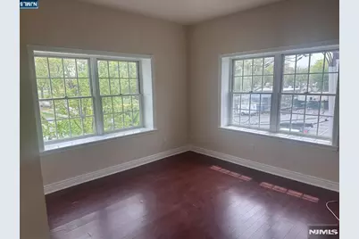 45 Emerson Plaza, Emerson, NJ 07630 - Photo 12