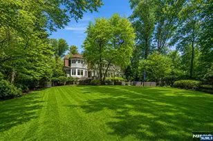 14 Coach Ln, Upper Saddle River, NJ 07458 - Photo 50