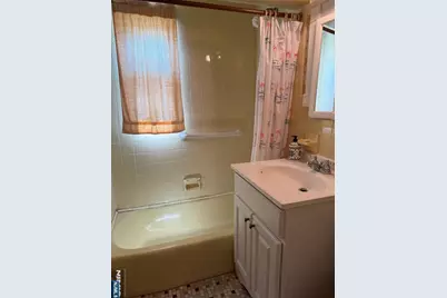 274 Schepis Avenue, Saddle Brook Township, NJ 07663 - Photo 12