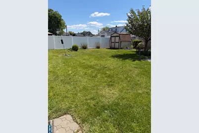 274 Schepis Avenue, Saddle Brook Township, NJ 07663 - Photo 20