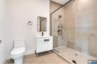 240 Columbia Avenue 5 #5, Fort Lee, NJ 07024 - Photo 10