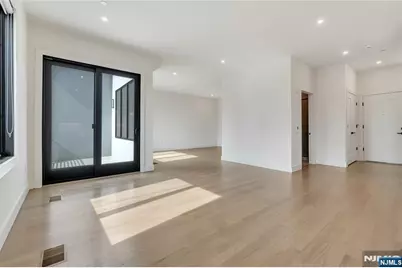 240 Columbia Avenue 5 #5, Fort Lee, NJ 07024 - Photo 6