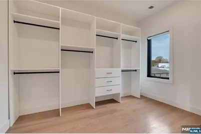 240 Columbia Avenue 5 #5, Fort Lee, NJ 07024 - Photo 16