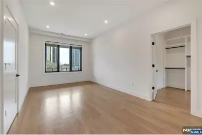 240 Columbia Avenue 5 #5, Fort Lee, NJ 07024 - Photo 14
