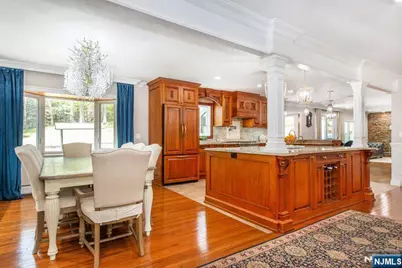681 Glendale Road, Franklin Lakes, NJ 07417 - Photo 8