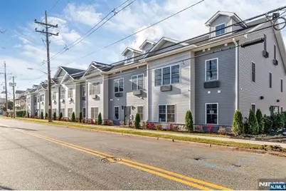 66 Mount Prospect Avenue 4 #4, Clifton, NJ 07013 - Photo 1