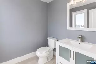 38 Hilliard Ave 1, Edgewater, NJ 07020 - Photo 16