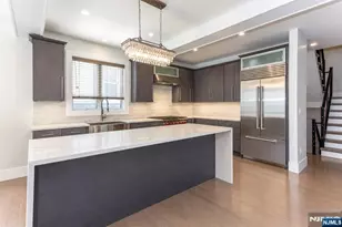 38 Hilliard Ave 1, Edgewater, NJ 07020 - Photo 6