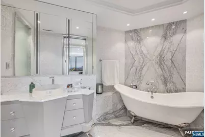 1512 Palisade Avenue 20Ar-Ph #20AR-PH, Fort Lee, NJ 07024 - Photo 16