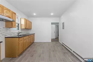 226 Clinton St, East Orange, NJ 07017 - Photo 6