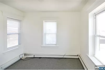 39 Lodi Street 2 #2, Hackensack, NJ 07601 - Photo 4