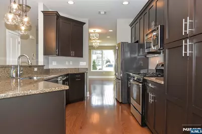 501 Whitney Lane, Allendale, NJ 07401 - Photo 12