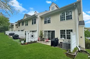 1051 Ash Dr, Mahwah, NJ 07430 - Photo 14