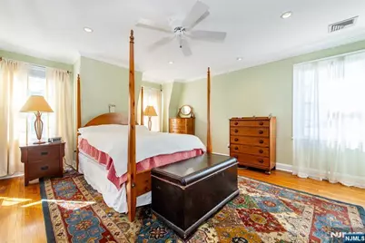 275 Springfield Avenue, Hasbrouck Heights, NJ 07604 - Photo 16