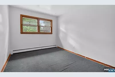 65 Crosby Avenue, Paterson, NJ 07502 - Photo 8