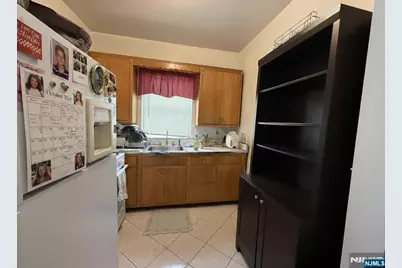 112 Division Avenue 2 #2, Garfield, NJ 07026 - Photo 4
