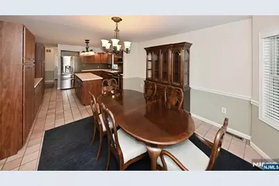570 Oak Avenue, Maywood, NJ 07607 - Photo 6