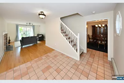570 Oak Avenue, Maywood, NJ 07607 - Photo 4