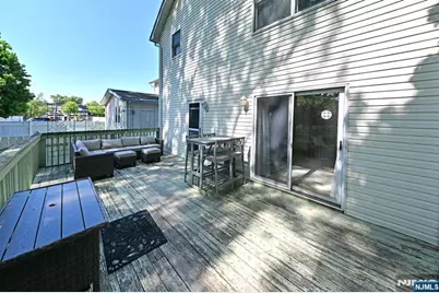 570 Oak Avenue, Maywood, NJ 07607 - Photo 22