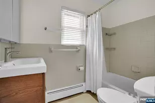 1152 Valley Road 2B, Wayne, NJ 07470 - Photo 12