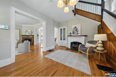 215 Inwood Avenue, Montclair, NJ 07043 - Photo 8