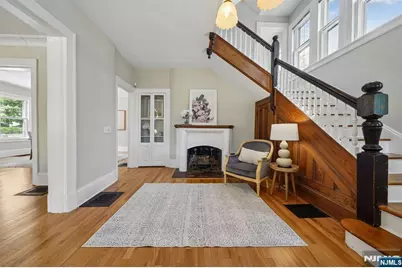 215 Inwood Avenue, Montclair, NJ 07043 - Photo 6