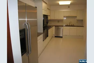 1512 Palisade Avenue 2R #2R, Fort Lee, NJ 07024 - Photo 6