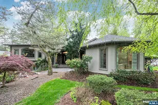31 Sherwood Dr, Hillsdale, NJ 07642 - Photo 1