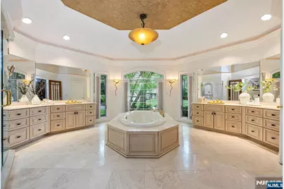 31 Sherwood Drive, Hillsdale, NJ 07642 - Photo 22