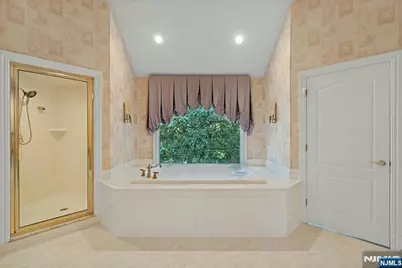 309 Skyridge Road, Franklin Lakes, NJ 07417 - Photo 34
