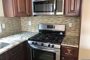 426 Jersey Street 1+ground Fl, Harrison, NJ 07029 - Photo 8